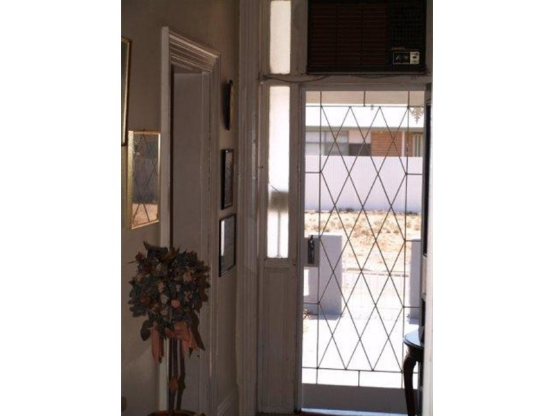 4 Eighth Street, Morgan SA 5320