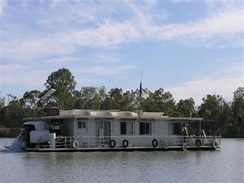 - She’s Ours, Waikerie SA 5330