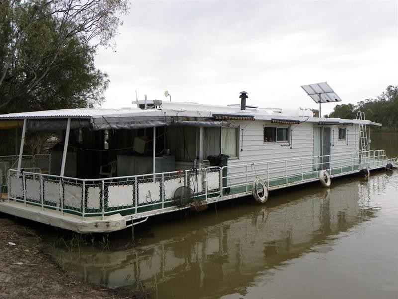 - She’s Ours, Waikerie SA 5330