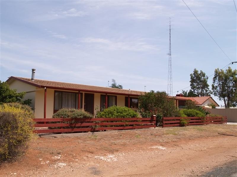 1 Fifth Street, Morgan SA 5320