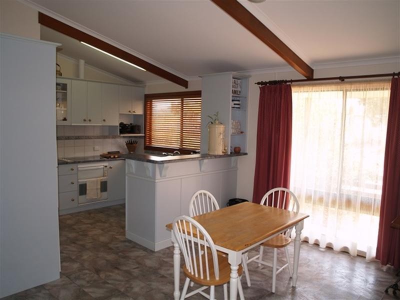1 Fifth Street, Morgan SA 5320