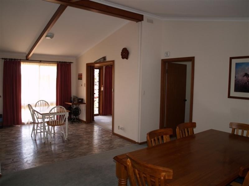 1 Fifth Street, Morgan SA 5320