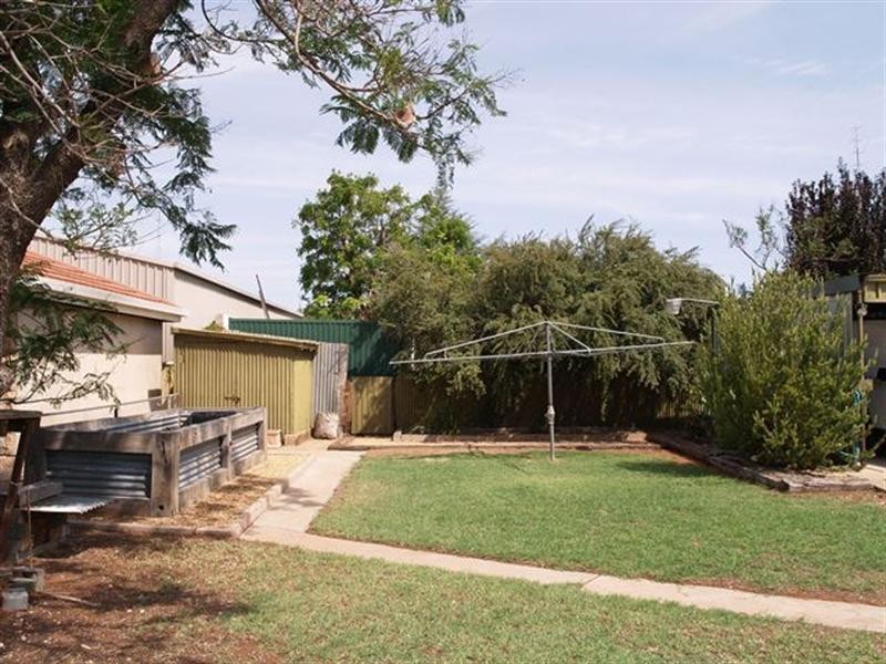1 Fifth Street, Morgan SA 5320