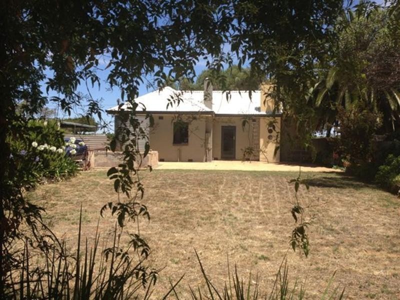8 Randell Terrace, Monash SA 5342