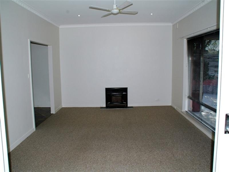 13 Derrick Street, Berri SA 5343