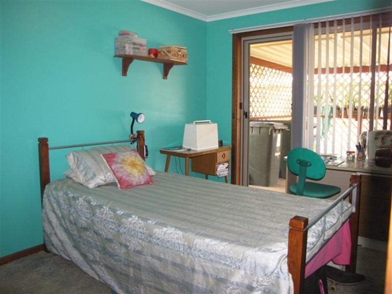 4 Hall Crescent, Loxton SA 5333