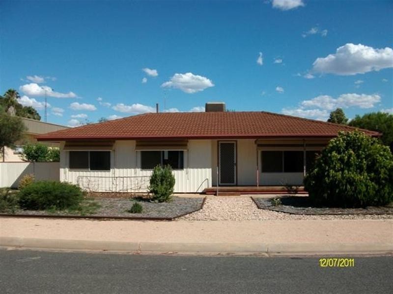 16 Vasey Street, Barmera SA 5345