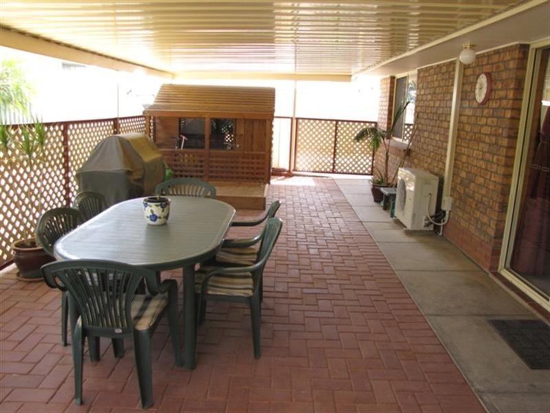 32 First Street, Loxton SA 5333