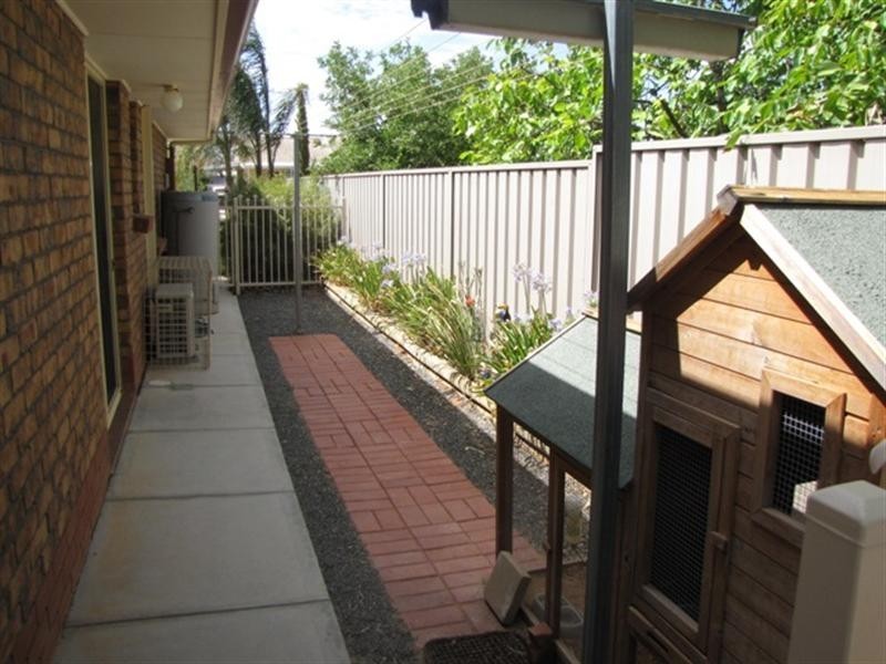 32 First Street, Loxton SA 5333