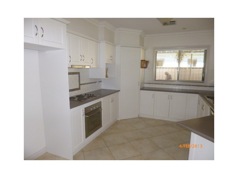 5b Stasinowsky Court, Loxton SA 5333