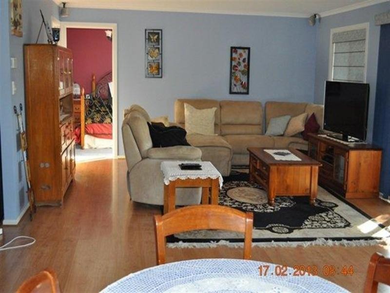 13 North Terrace, Blanchetown SA 5357