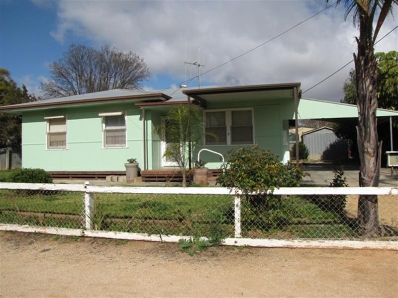 19 Pine Avenue, Loxton SA 5333