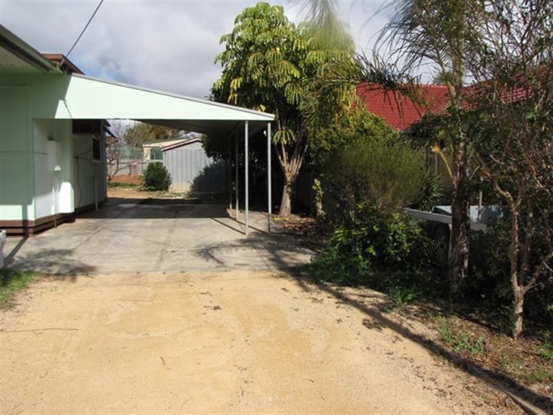 19 Pine Avenue, Loxton SA 5333