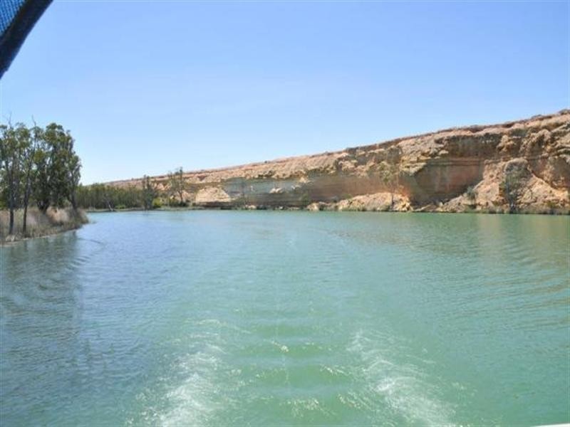 Lot 16 North West Bend, Morgan SA 5320