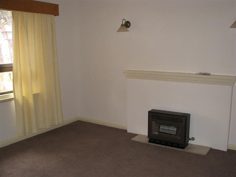 21 Henderson Street, Waikerie SA 5330