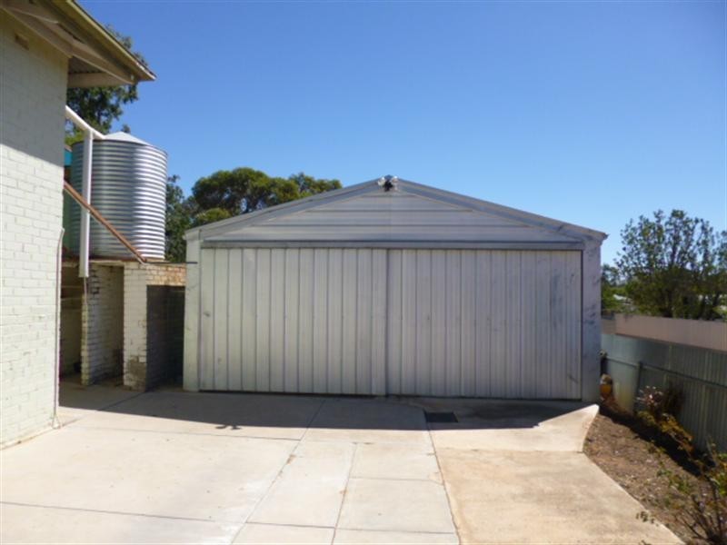 54 Coral Street, Loxton SA 5333