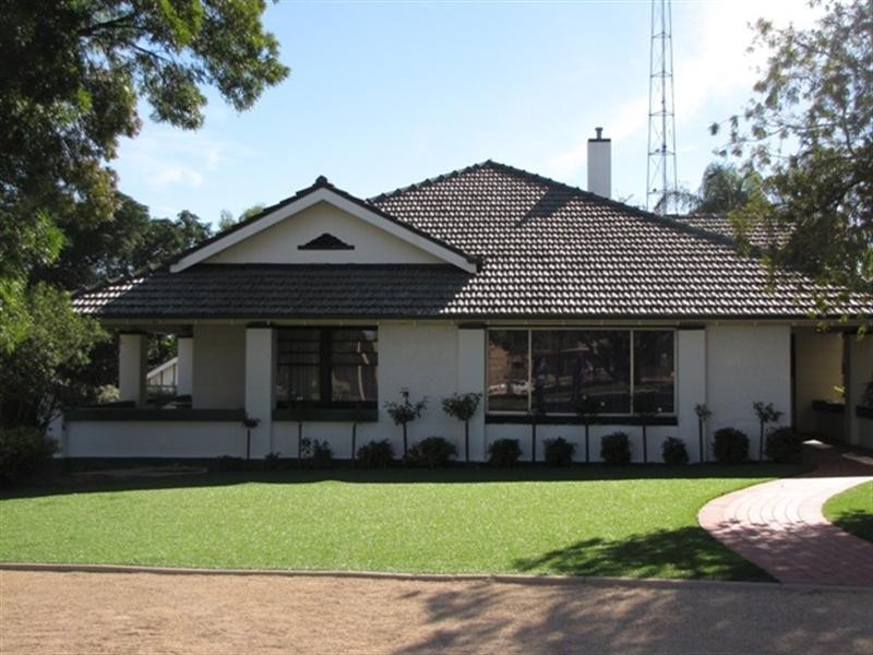 64 East Terrace, Loxton SA 5333