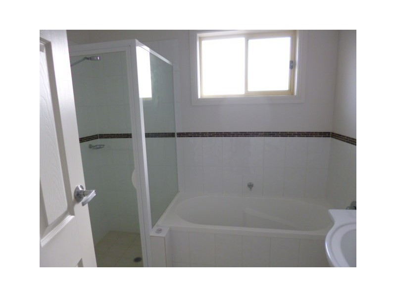 27 Schick Street, Loxton SA 5333