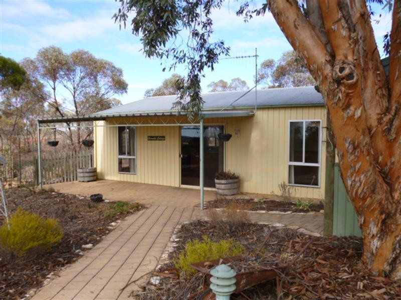 75 Goodes Road, Loxton SA 5333