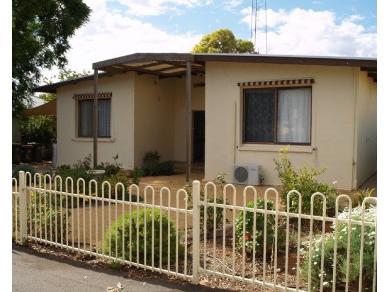 28 Kirby Street, Waikerie SA 5330