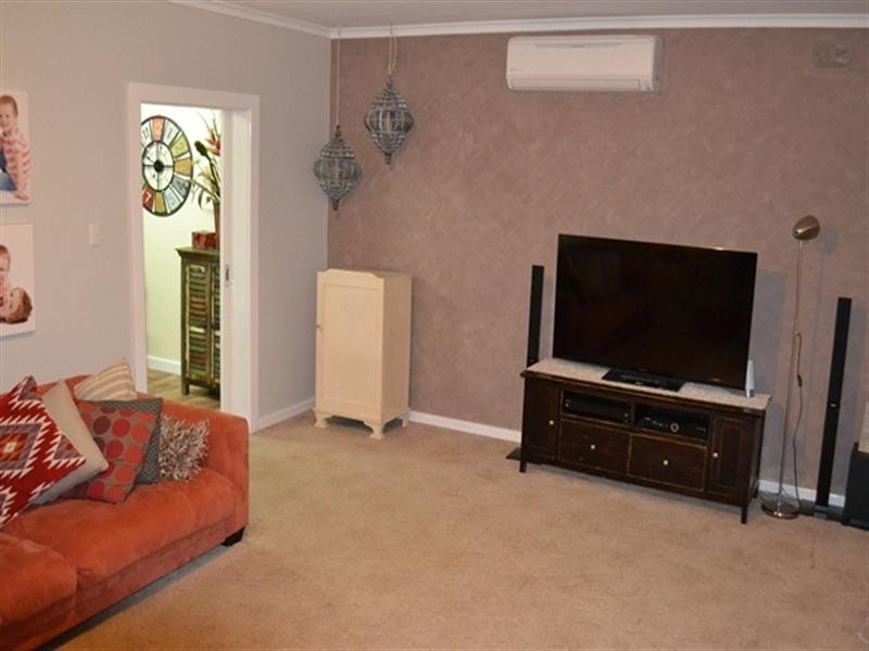 8 Derrick Street, Berri SA 5343