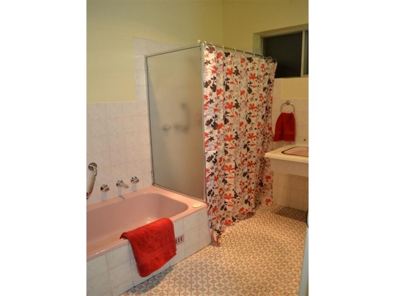 8 Derrick Street, Berri SA 5343