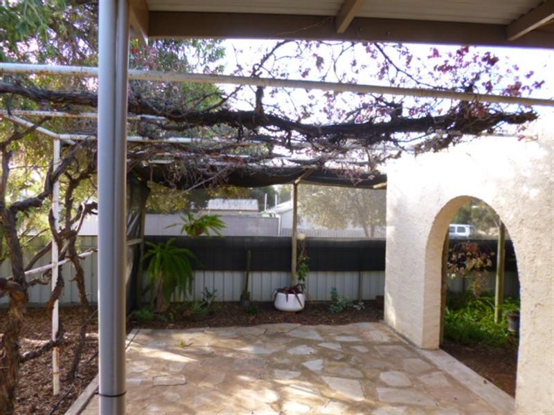 34 Coral Street, Loxton SA 5333