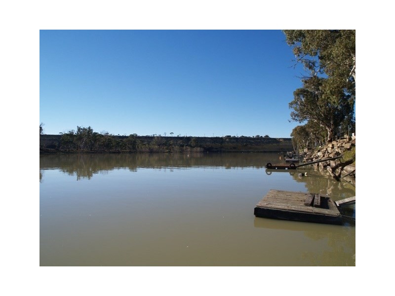 3 Page Drive, Blanchetown SA 5357