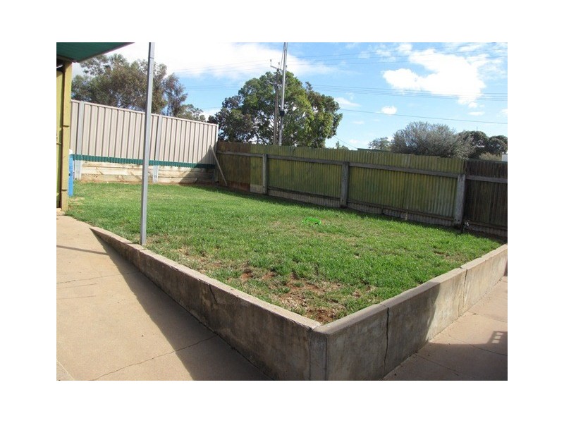 9 Merritt Avenue, Berri SA 5343