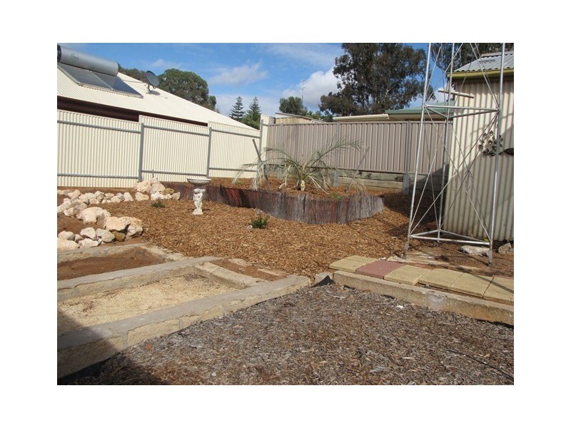 9 Merritt Avenue, Berri SA 5343