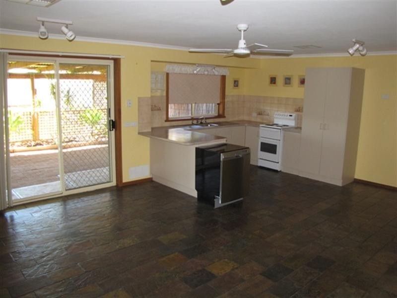 8 Garrard Street, Barmera SA 5345