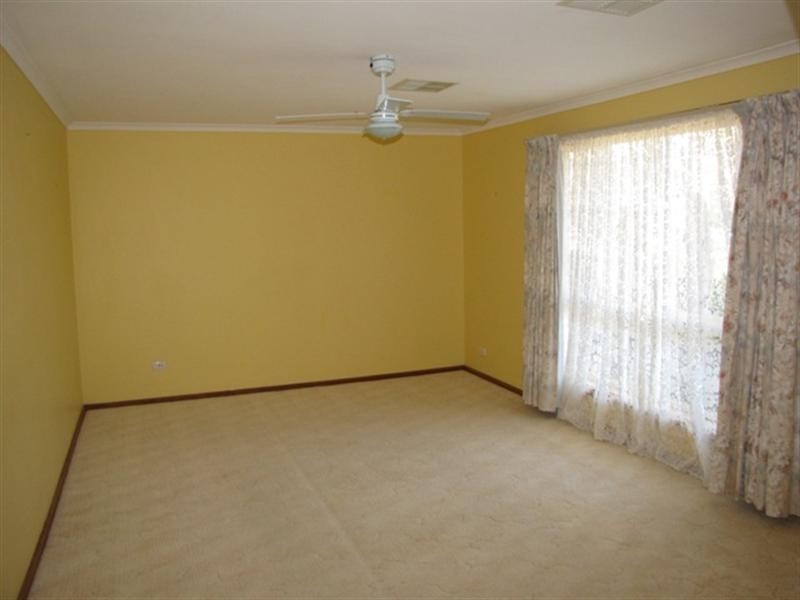 8 Garrard Street, Barmera SA 5345