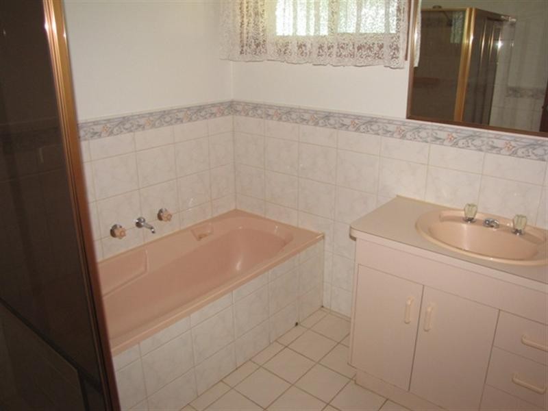 8 Garrard Street, Barmera SA 5345