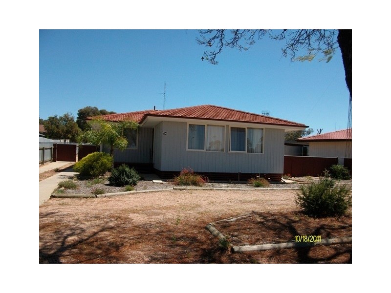 24 Strangman Road, Waikerie SA 5330