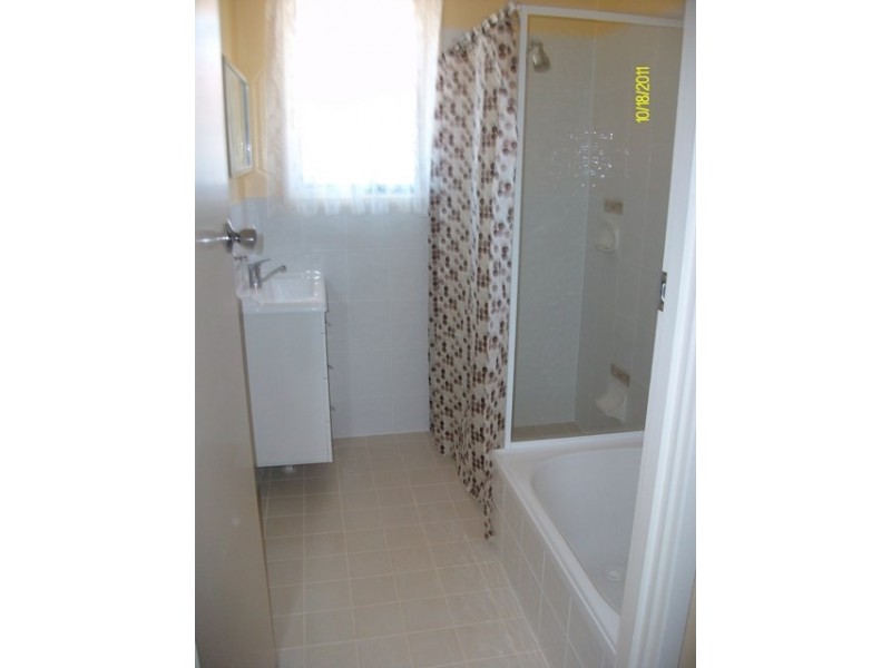 24 Strangman Road, Waikerie SA 5330