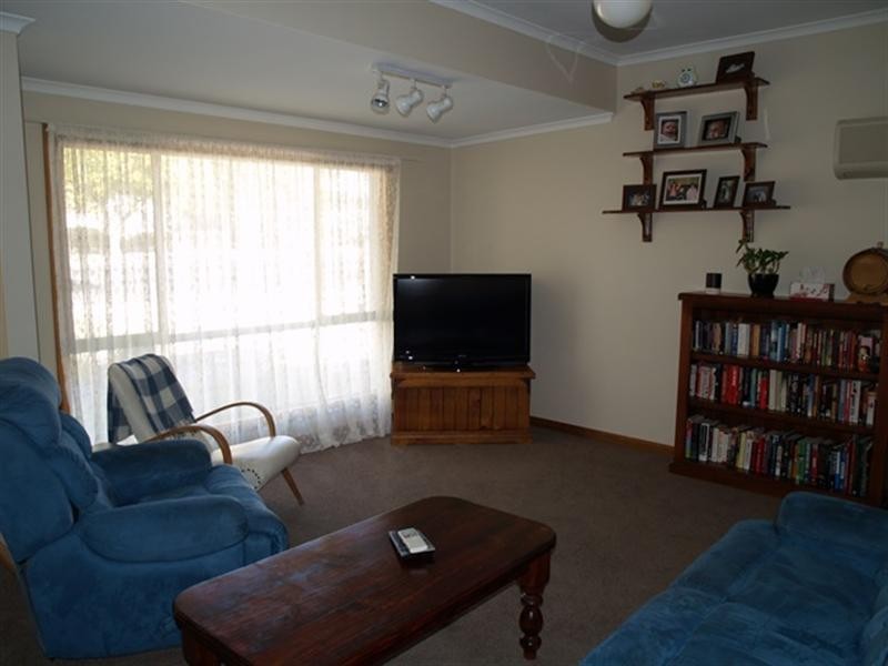 4 Matthews Street, Waikerie SA 5330