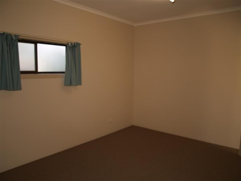 4 Matthews Street, Waikerie SA 5330