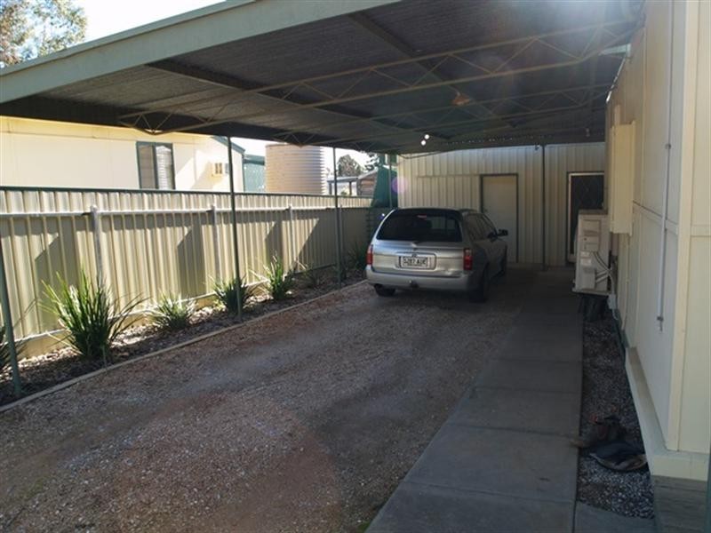 4 Matthews Street, Waikerie SA 5330