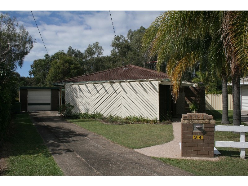 34 Daniel Court, Scarborough QLD 4020