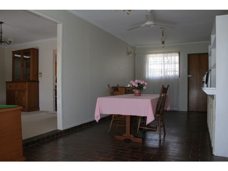 34 Daniel Court, Scarborough QLD 4020