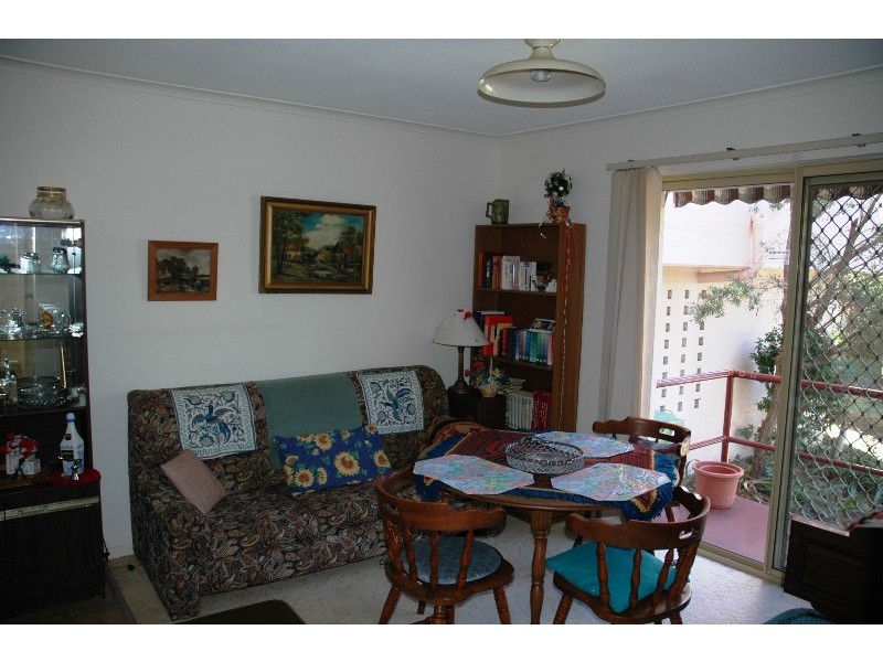 7a Sheilds Street, Redcliffe QLD 4020