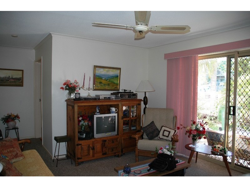 7a Sheilds Street, Redcliffe QLD 4020