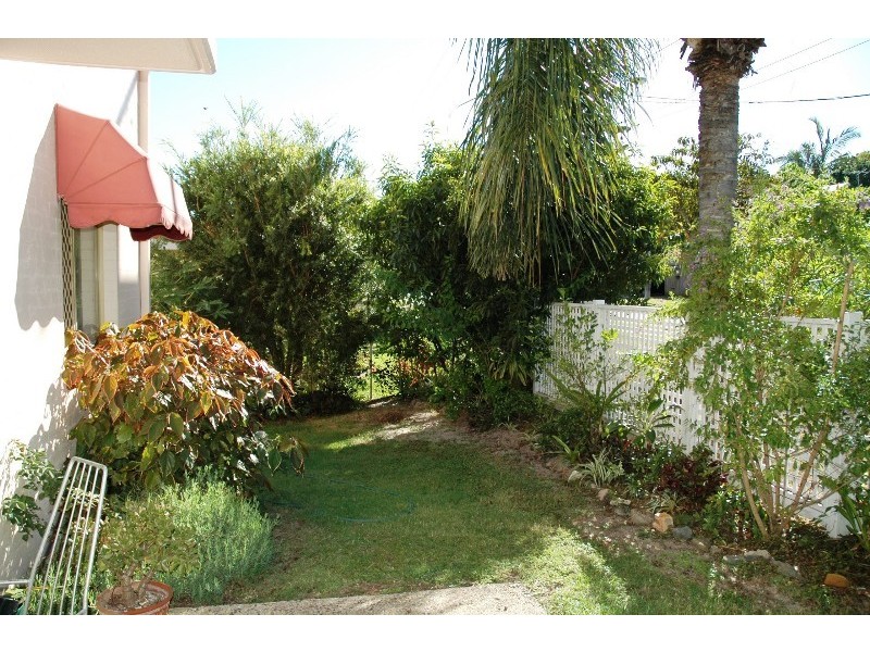 7a Sheilds Street, Redcliffe QLD 4020