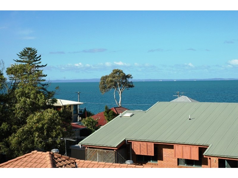 6 Georgia Street, Woody Point QLD 4019