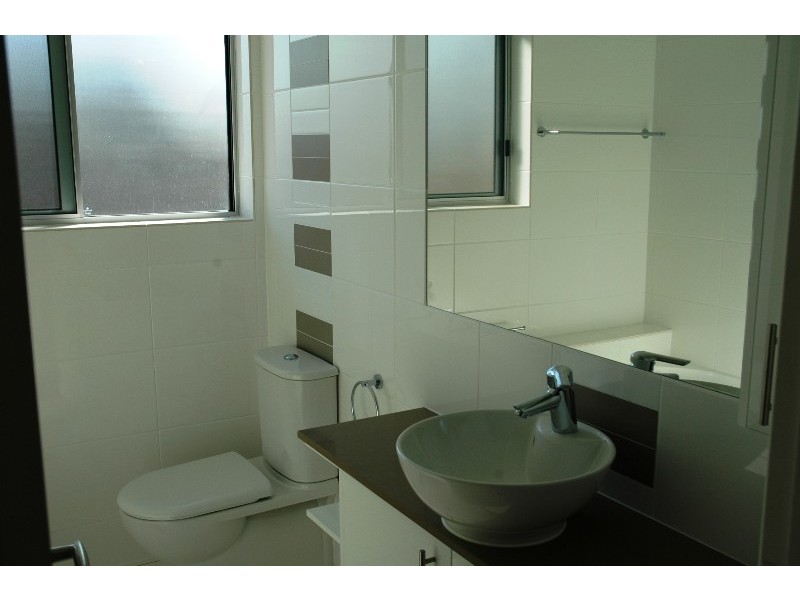 6 Georgia Street, Woody Point QLD 4019