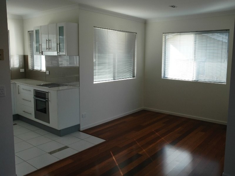 7/6 Georgina Street, Woody Point QLD 4019