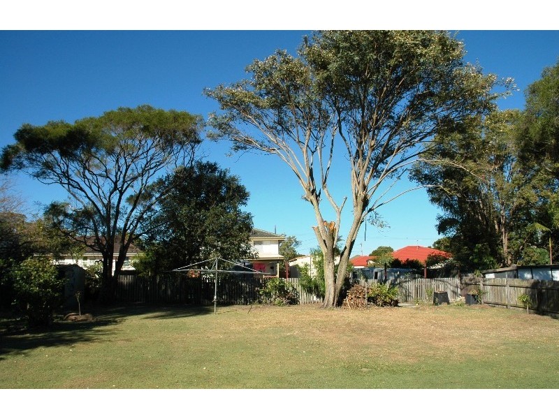 71 Shields Street, Redcliffe QLD 4020