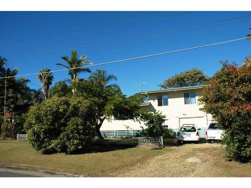 71 Shields Street, Redcliffe QLD 4020