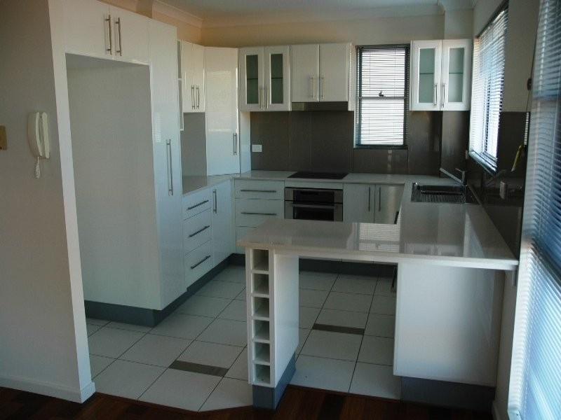 5/6 Georgina Street, Woody Point QLD 4019