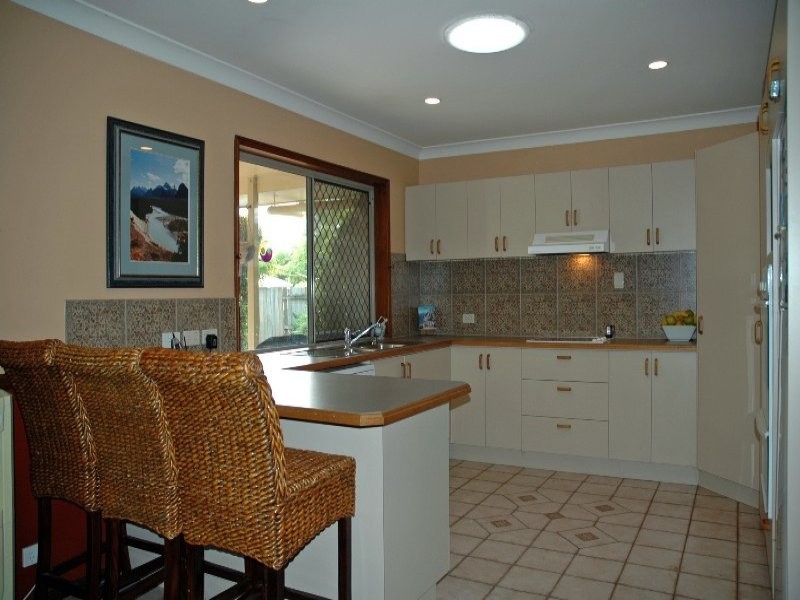 8 Grevillea Court, Rothwell QLD 4022